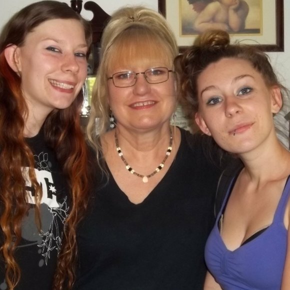 Meet your Posher, Lorraine - Picture 5 of 8